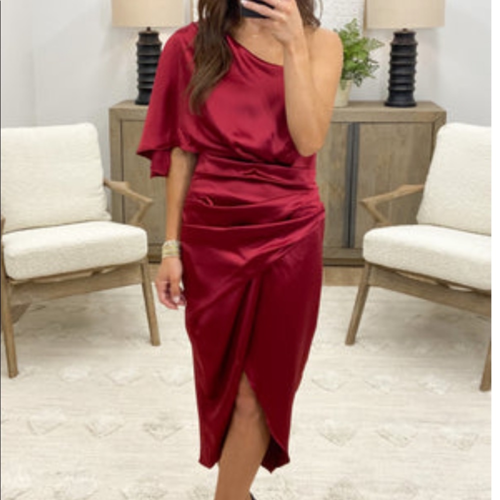 Talulah Red One-Shoulder dress